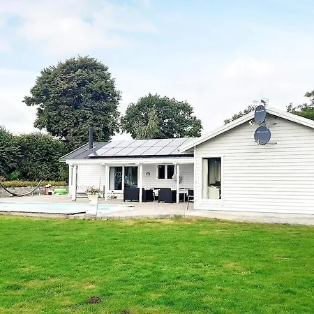 10 Person Holiday Home In Rodvig Stevns-By Traum * Lund (Stevns)