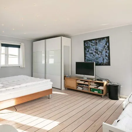 10 Person Holiday Home In Rodvig Stevns-By Traum Vakantiehuis