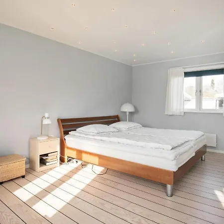 10 Person Holiday Home In Rodvig Stevns-By Traum Vakantiehuis Lund (Stevns)