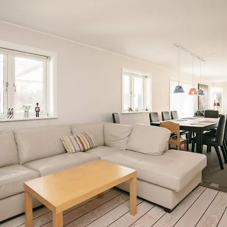 10 Person Holiday Home In Rodvig Stevns-By Traum * Lund (Stevns)