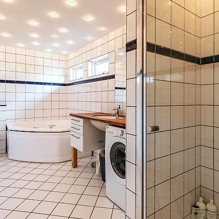 10 Person Holiday Home In Rodvig Stevns-By Traum *