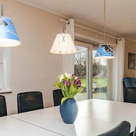 10 Person Holiday Home In Rodvig Stevns-By Traum Vakantiehuis