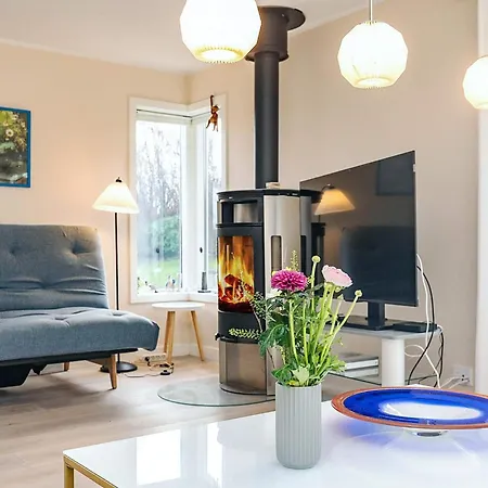 10 Person Holiday Home In Rodvig Stevns-By Traum *