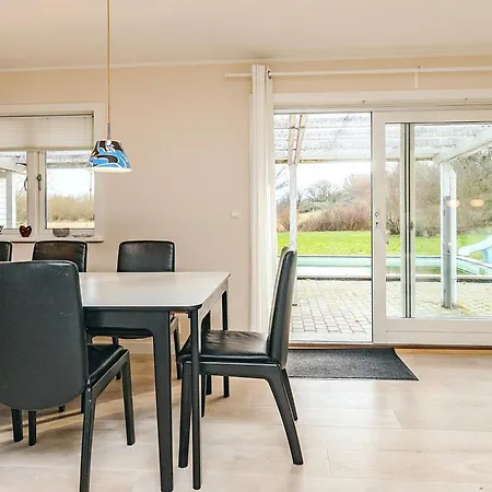 10 Person Holiday Home In Rodvig Stevns-By Traum * Lund (Stevns)